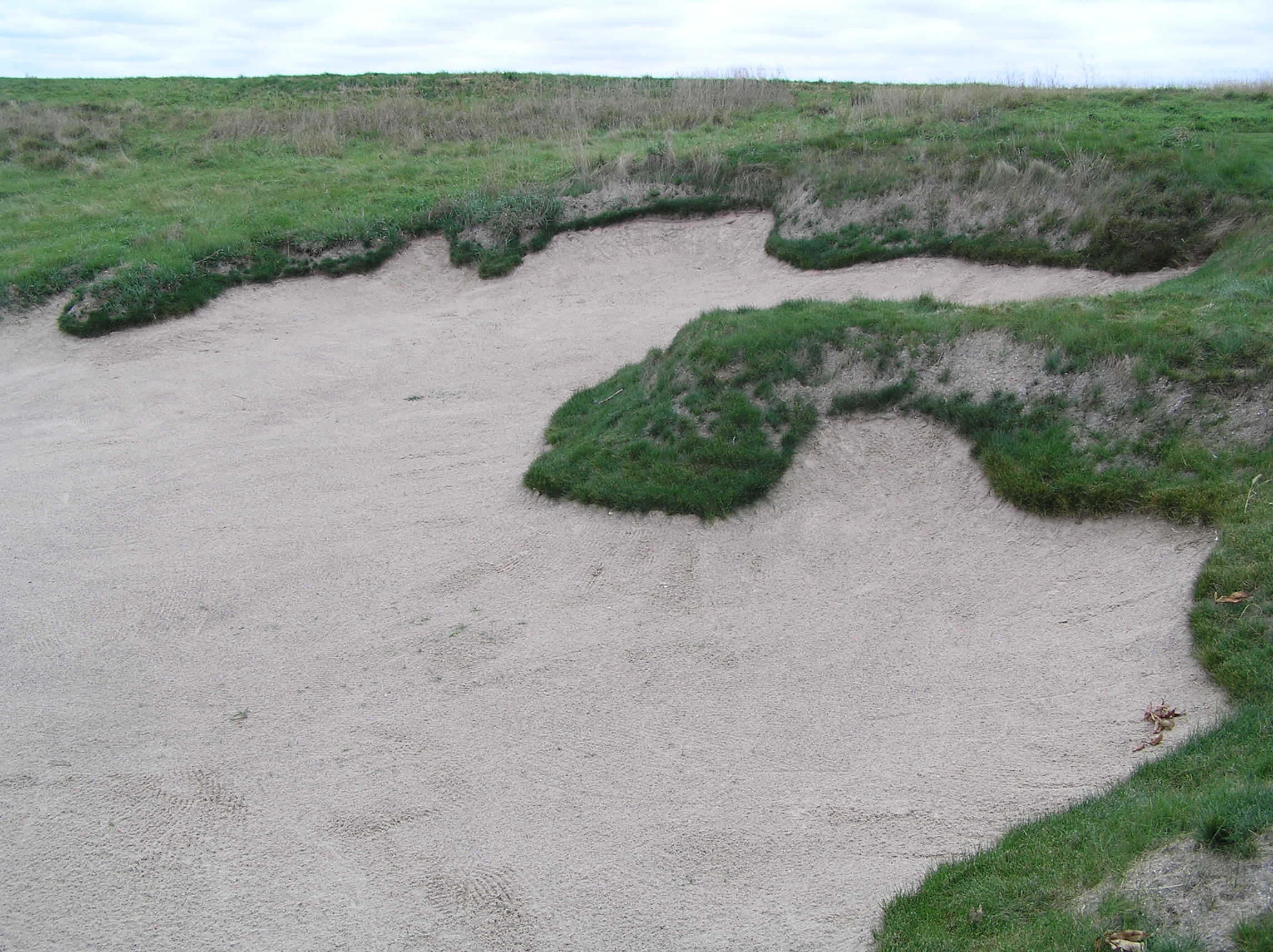 Steep Face Bunker Sand